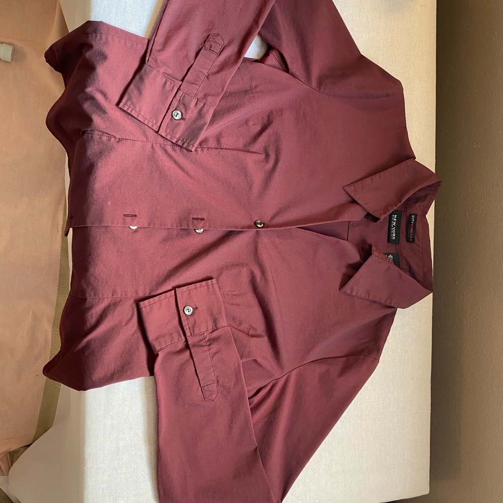 Magenta button down - Picture 3 of 4